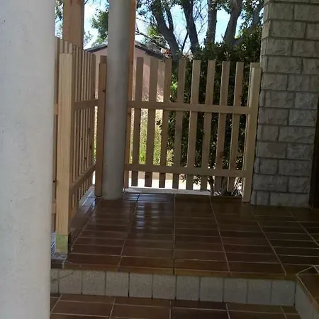 Pave&ilija Jr Apartman Lopar