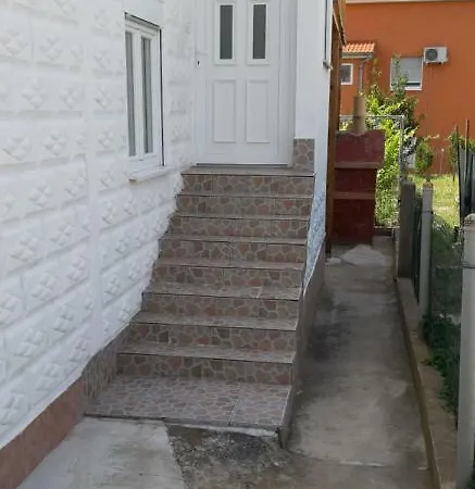 Pave & Ilija Jr