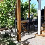 Pave & Ilija Jr Apartament Lopar