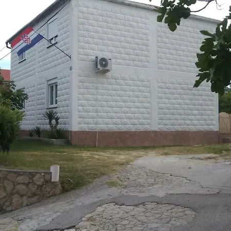 Pave & Ilija Jr Appartement Lopar