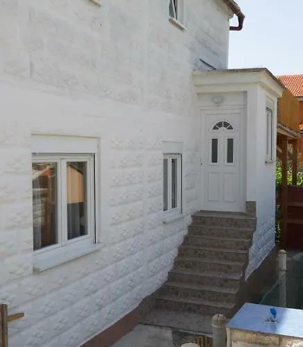 Pave & Ilija Jr Appartement *